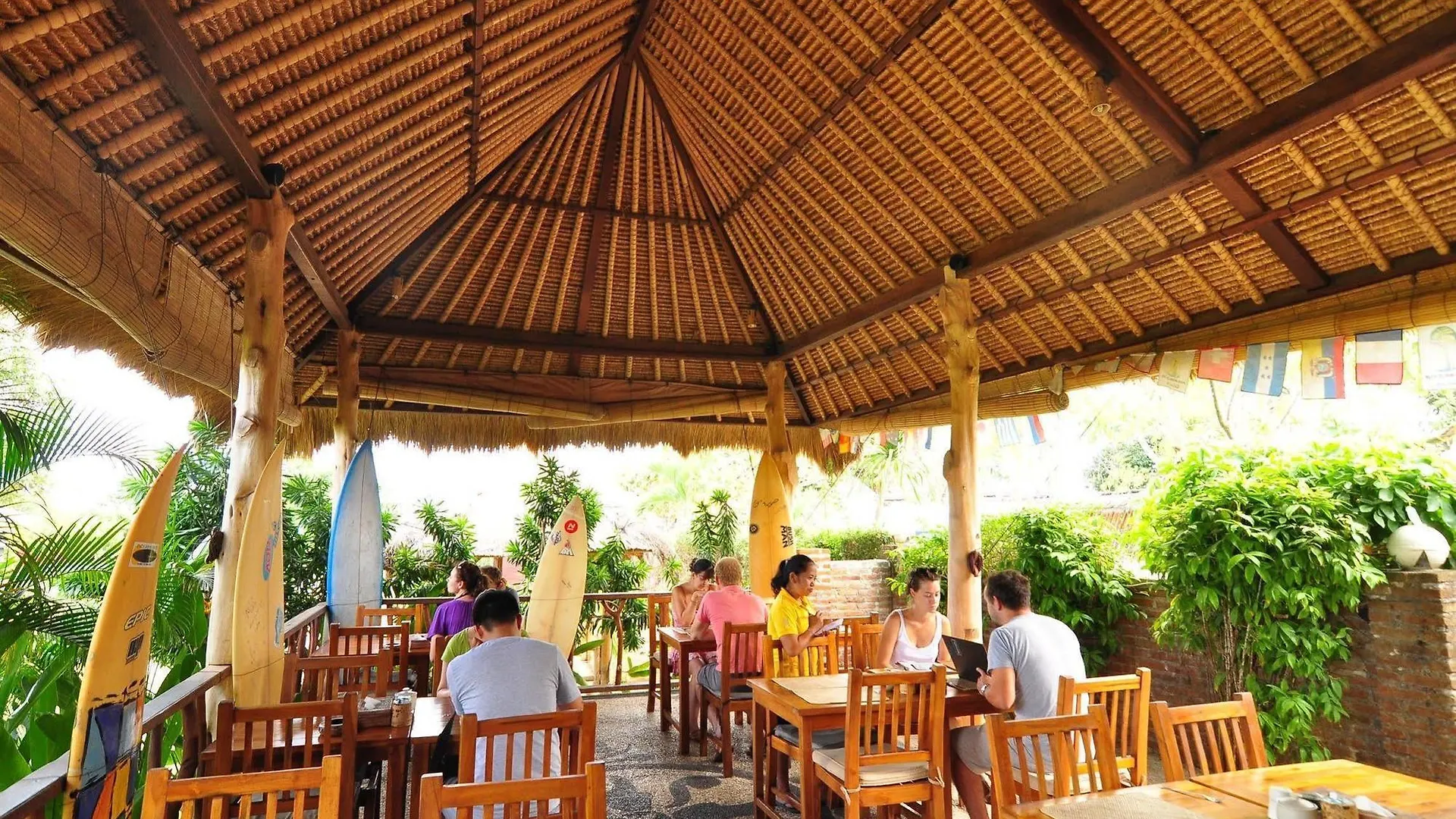 **** Holiday park Brothers Bungalows Balangan Pecatu  Indonesia